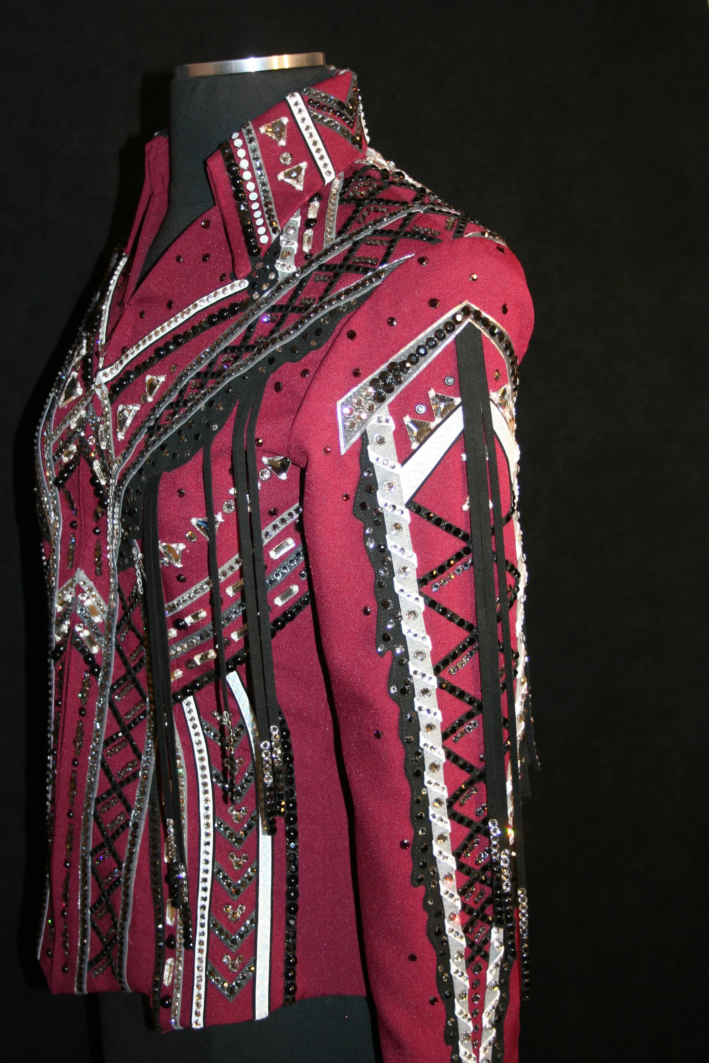 SOLD #2015 Burgundy Showmanship Outfit, Ladies XS, 8637-33
